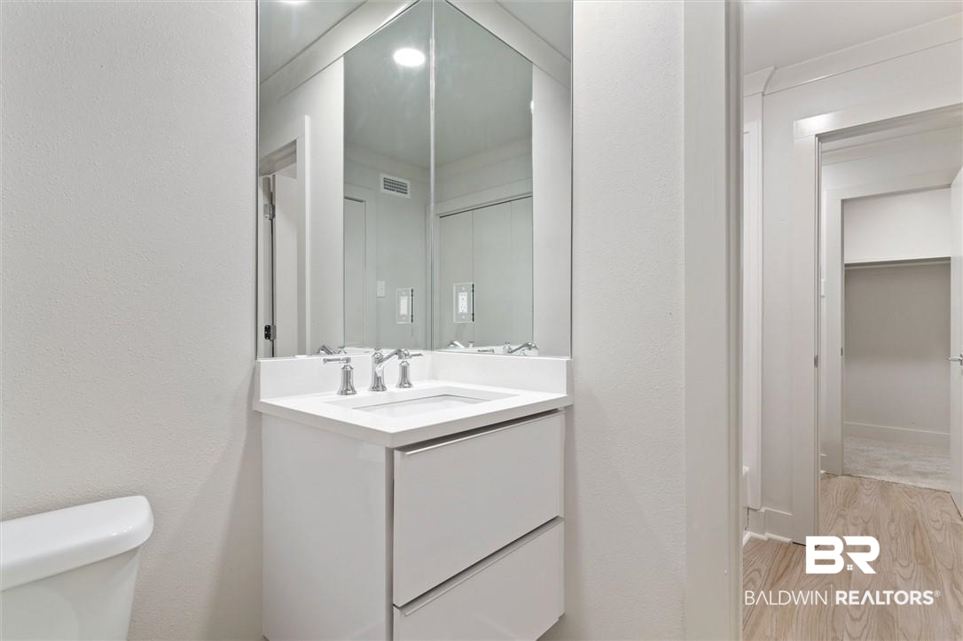 3655 Old Shell Road, Unit 324 Mobile, AL 36608 - Photo 12 of 14