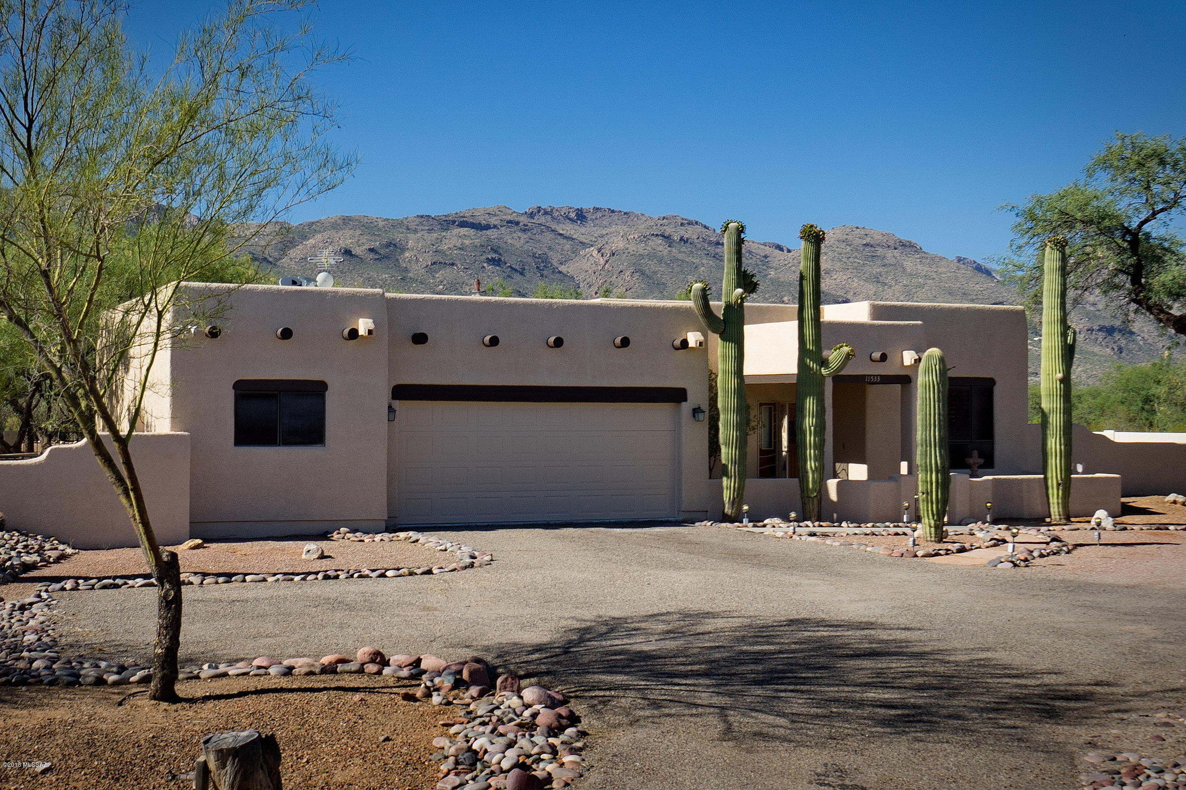 11533 East Limberlost Road Tucson, AZ 85749 - Photo 1 of 32 Gallery Image 1