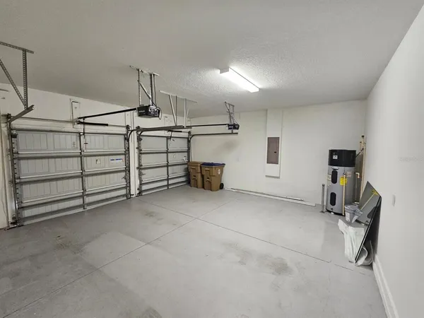 $3,100 | 3059 Beaver Creek Drive, Kissimmee, FL 34746