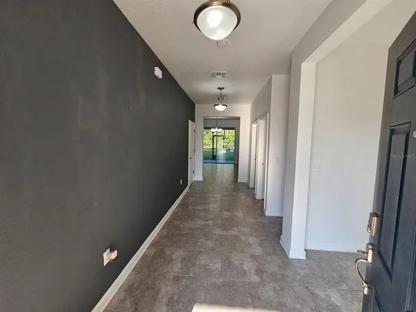 $3,100 | 3059 Beaver Creek Drive, Kissimmee, FL 34746