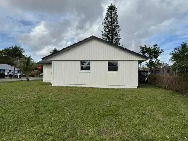 $2,900 | 788 Northwest 15th Place, Pompano Beach, FL 33060