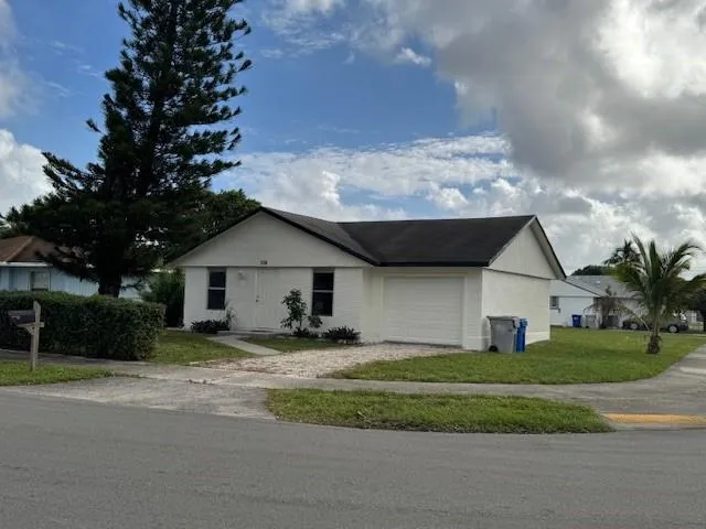 $2,900 | 788 Northwest 15th Place, Pompano Beach, FL 33060