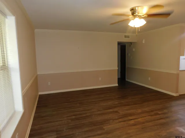 $1,200 | 602 East South Street, Unit 3, Lindale, TX 75771