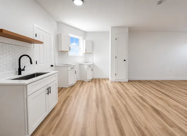 $1,550 | 1854 South Ashland Avenue, Unit 4R, Chicago, IL 60608