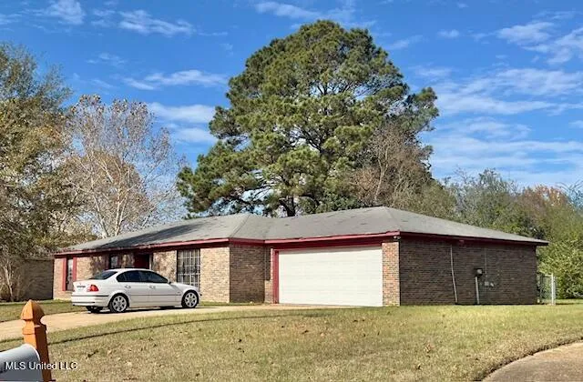 $129,900 | 1946 Oakwood Place, Jackson, MS 39213