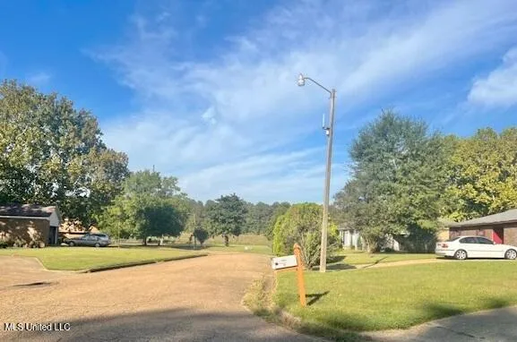 $129,900 | 1946 Oakwood Place, Jackson, MS 39213