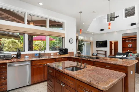 $2,795,000 | 77-208 Ke 'Alohi Kai Place, Kailua-Kona, HI 96740
