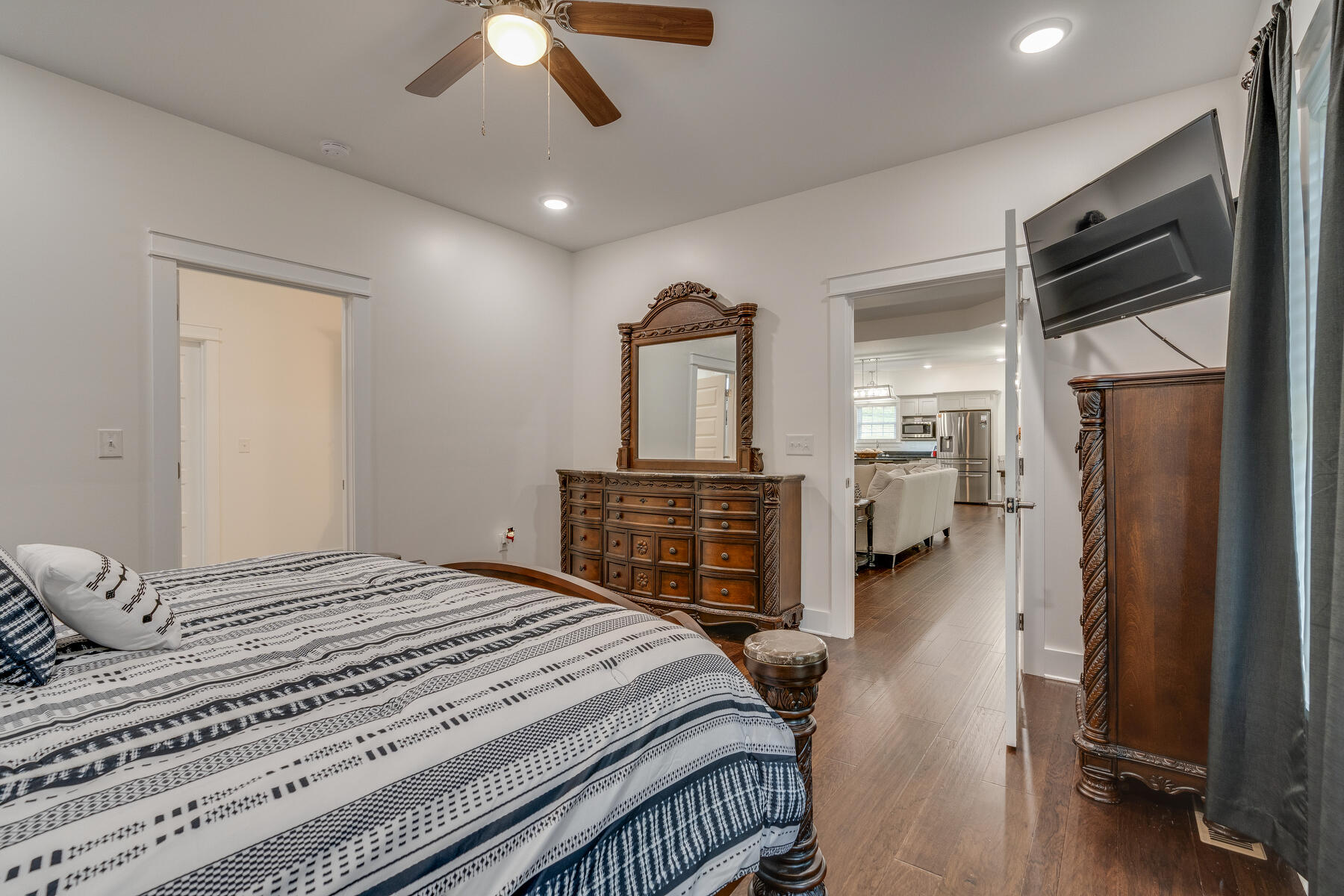 838 Cedar Branch Road Kingsport, TN 37664 - Photo 17 of 35 017