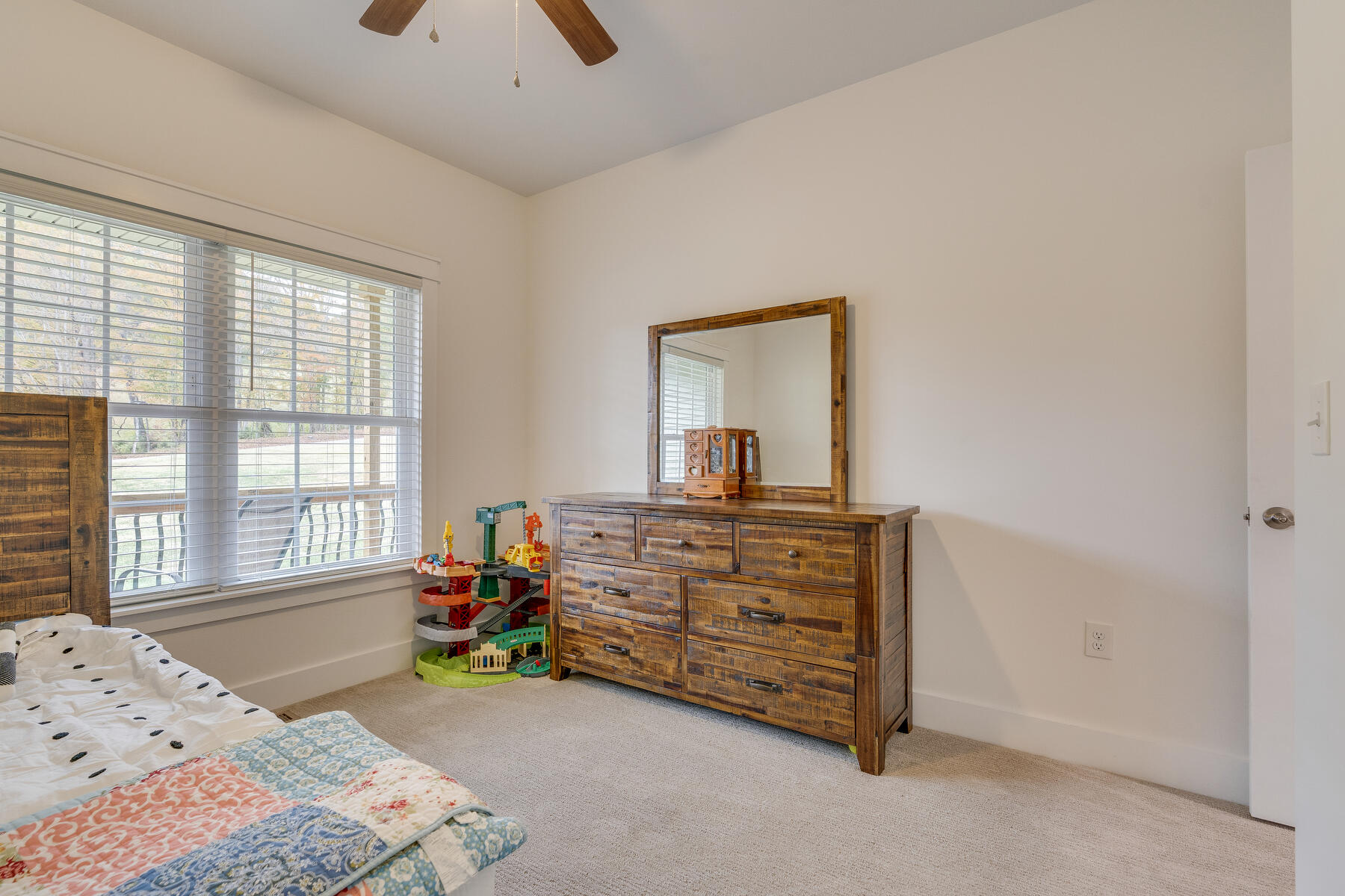 838 Cedar Branch Road Kingsport, TN 37664 - Photo 24 of 35 024