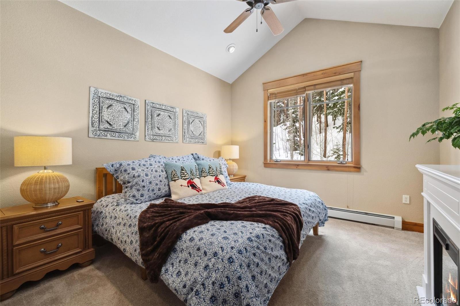 129 Tip Top Trail, Unit 6543 Dillon, CO 80435 - Photo 15 of 40 a bedroom with a bed and a window