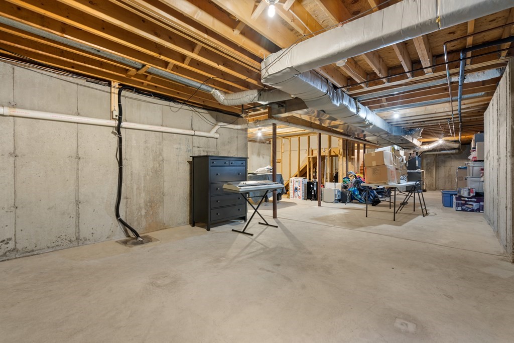 88 Providence Road Westford, MA 01886 - Photo 19 of 28