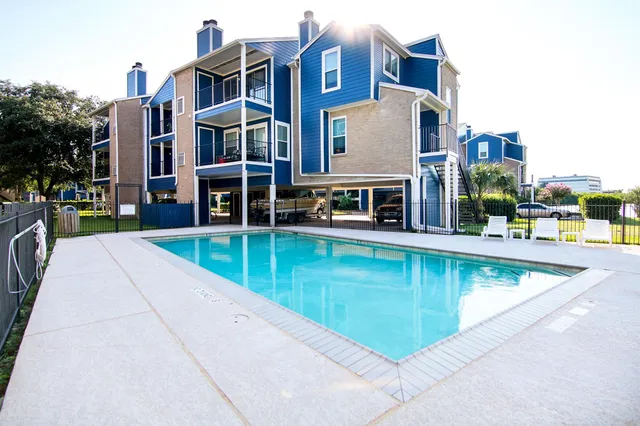 $1,200 | 18519 Egret Bay Boulevard, Unit 1708, Webster, TX 77058