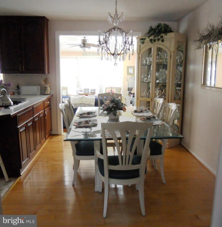 212 Elk Road Baltimore, MD 21221 - Photo 3 of 28 Dining Room