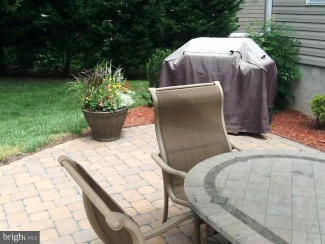 212 Elk Road Baltimore, MD 21221 - Photo 21 of 28 Patio