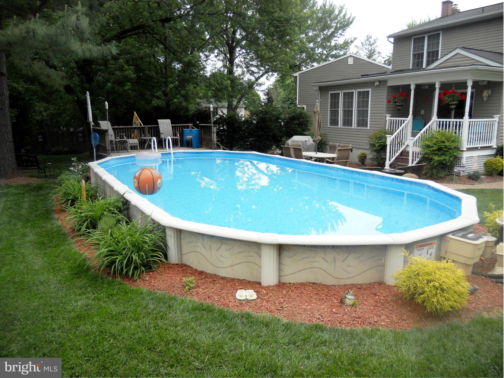 212 Elk Road Baltimore, MD 21221 - Photo 22 of 28 Pool w/Deck & Rear Porch