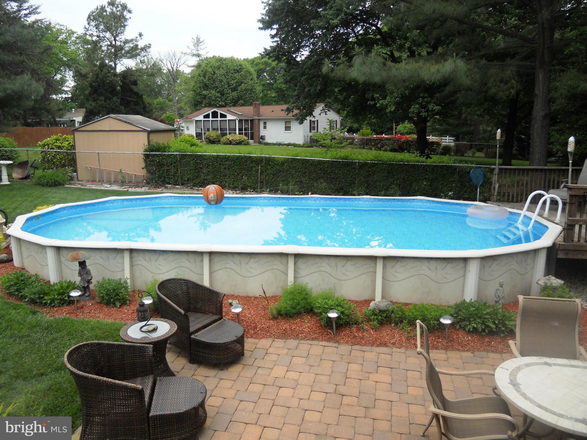 212 Elk Road Baltimore, MD 21221 - Photo 23 of 28 Above Ground "Dough Boy" Pool