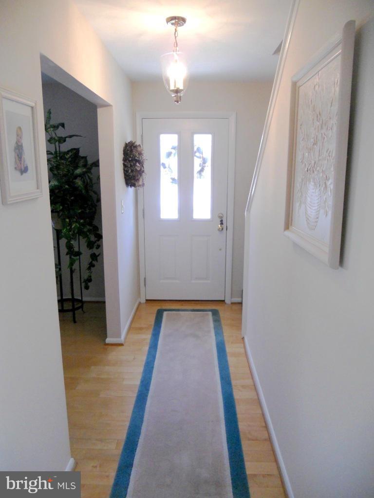 212 Elk Road Baltimore, MD 21221 - Photo 9 of 28 Entry Foyer