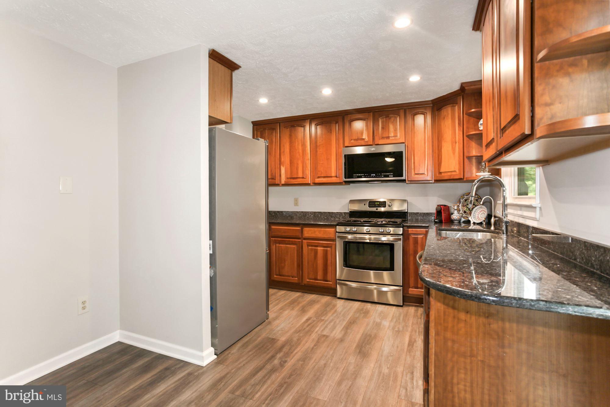 9140 Burke Road Burke, VA 22015 - Photo 24 of 40 Gallery Image 24