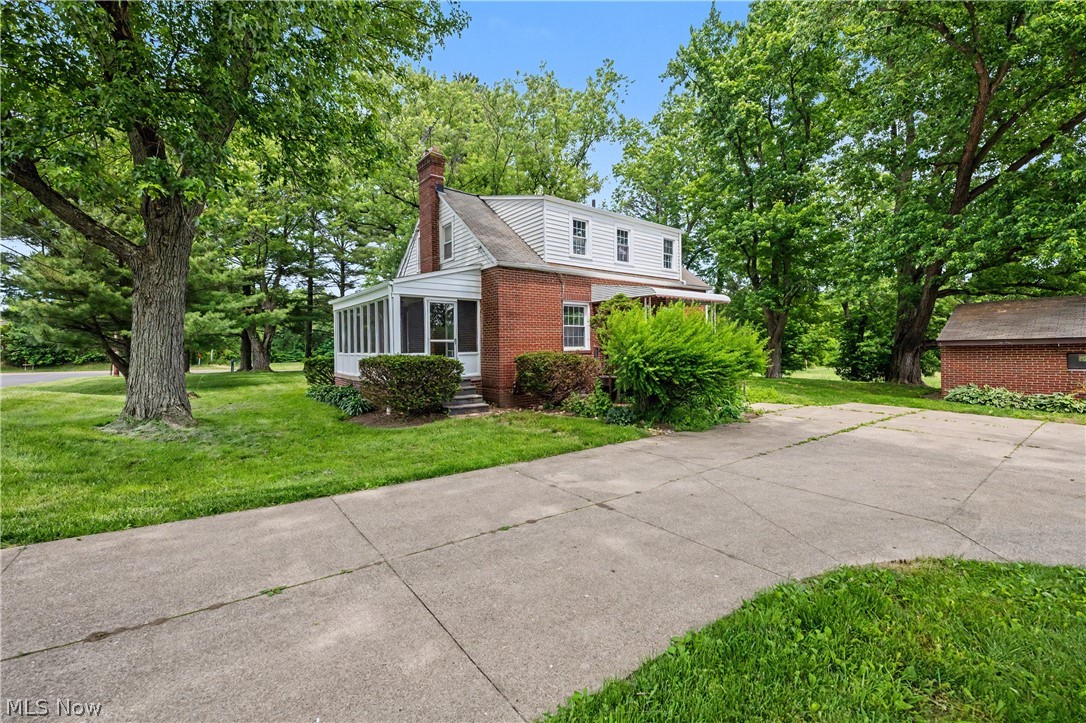 1808 West Comet Road New Franklin, OH 44614 - Photo 1 of 17