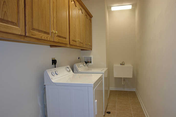 1971 Millbridge Road Salem, VA 24153 - Photo 11 of 15 Laundry