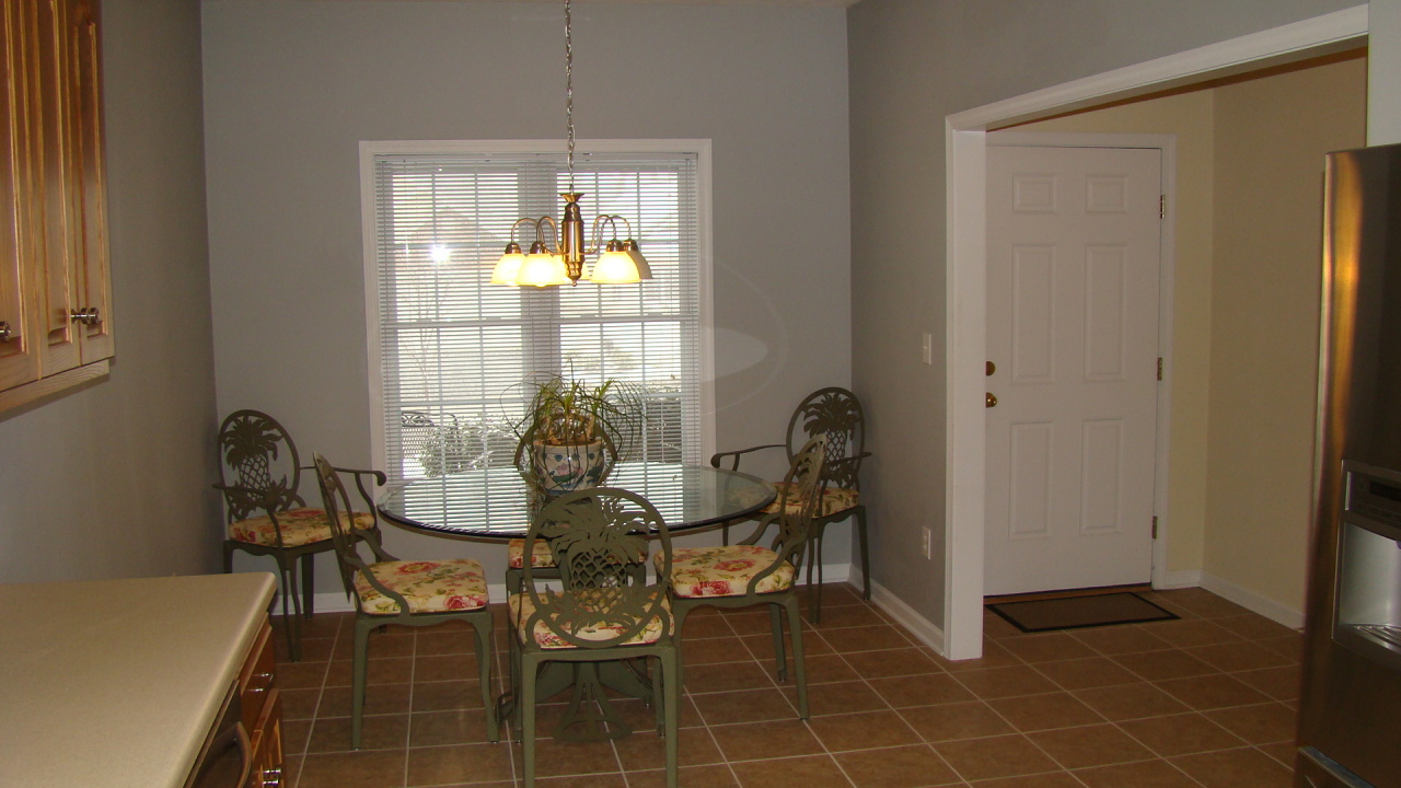 1971 Millbridge Road Salem, VA 24153 - Photo 7 of 15 Breakfast Area