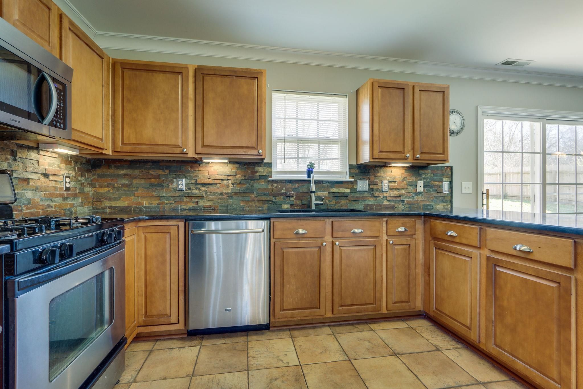 1621 Harrison Way Spring Hill, TN 37174 - Photo 10 of 26 Gallery Image 10