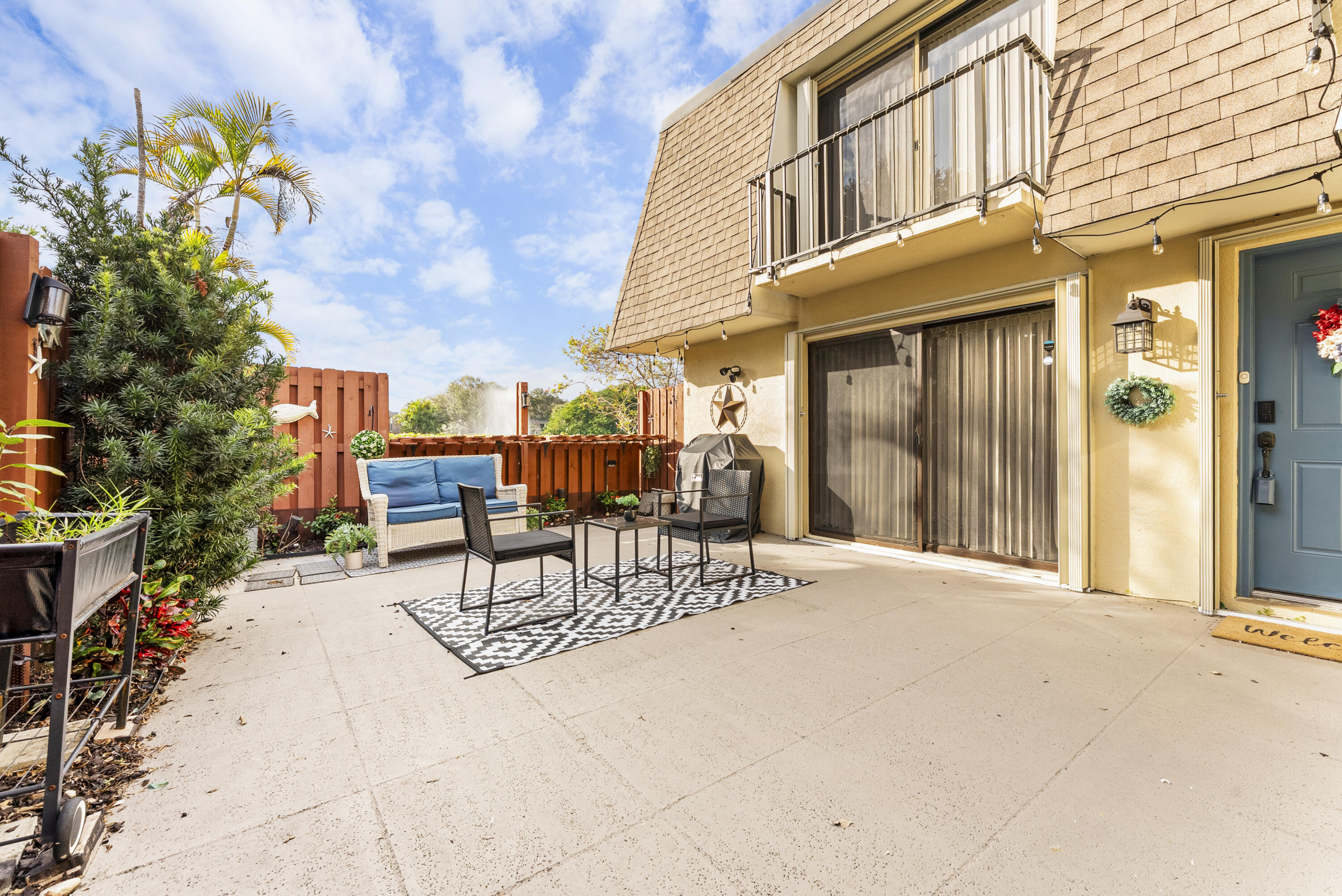 2949 Southwest 22nd Avenue, Unit 27A Delray Beach, FL 33445 - Photo 2 of 28 DSC01833