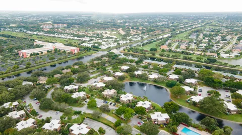 $399,900 | 2949 Southwest 22nd Avenue, Unit 27A, Delray Beach, FL 33445