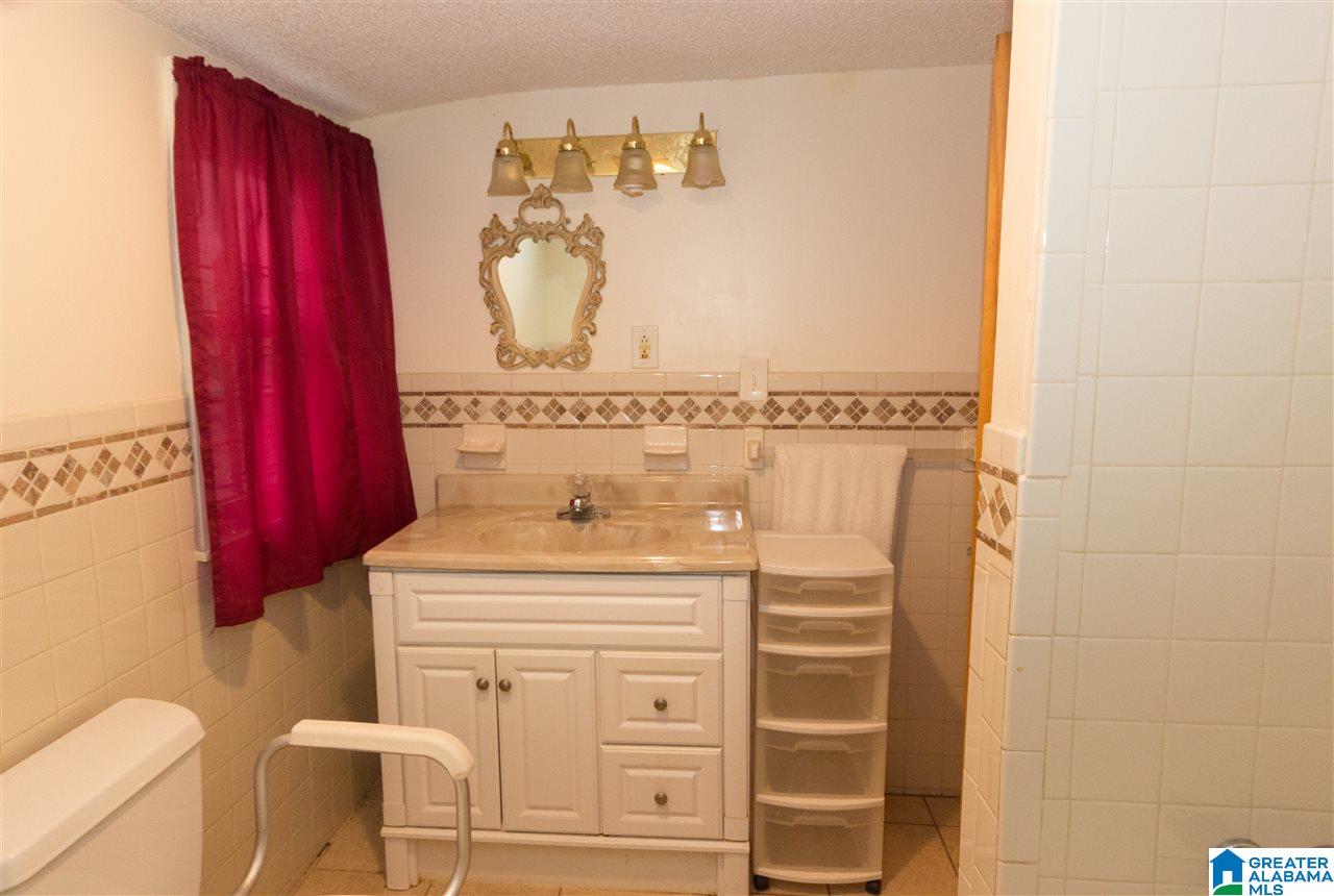 313 Chestnut Avenue Anniston, AL 36201 - Photo 16 of 26