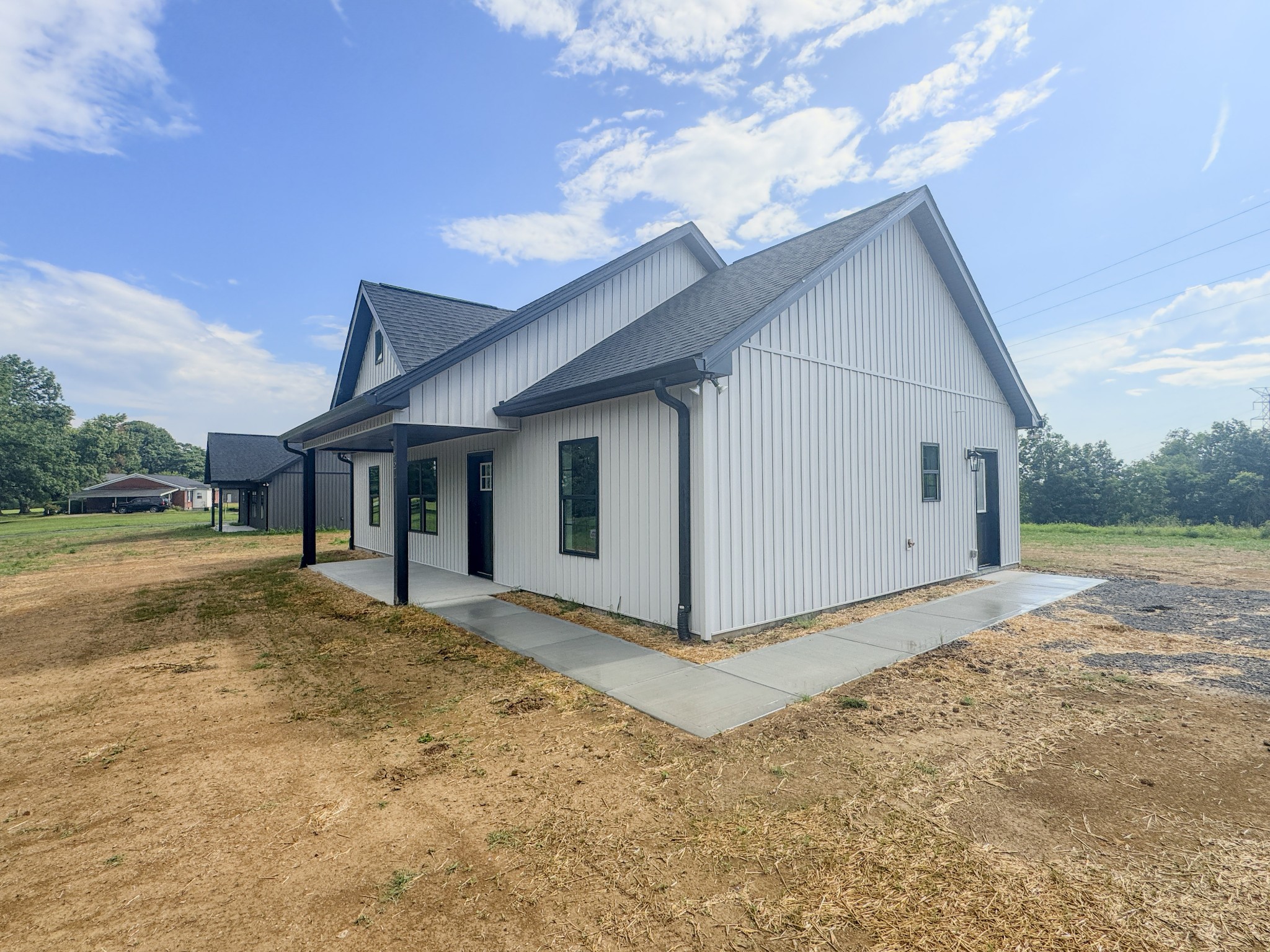 4677 Scottsville Road Lafayette, TN 37083 - Photo 3 of 47