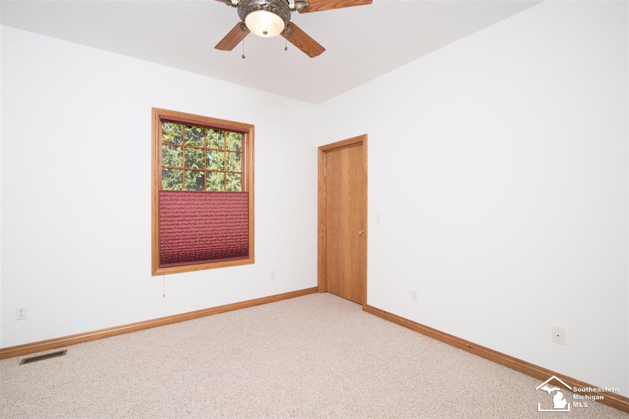 503 West Hurd Road Monroe, MI 48162 - Photo 19 of 23