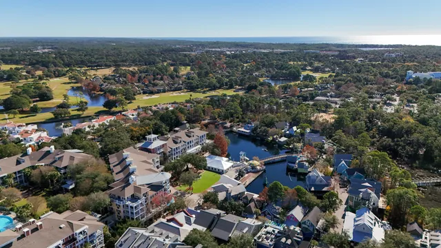 $419,900 | 9300 Baytowne Wharf Boulevard, Unit 410, Miramar Beach, FL 32550