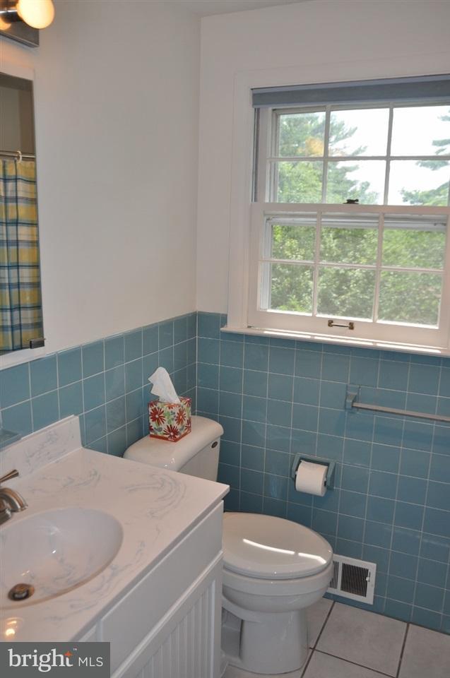 730 Pinehurst Road York, PA 17402 - Photo 18 of 27 Gallery Image 18