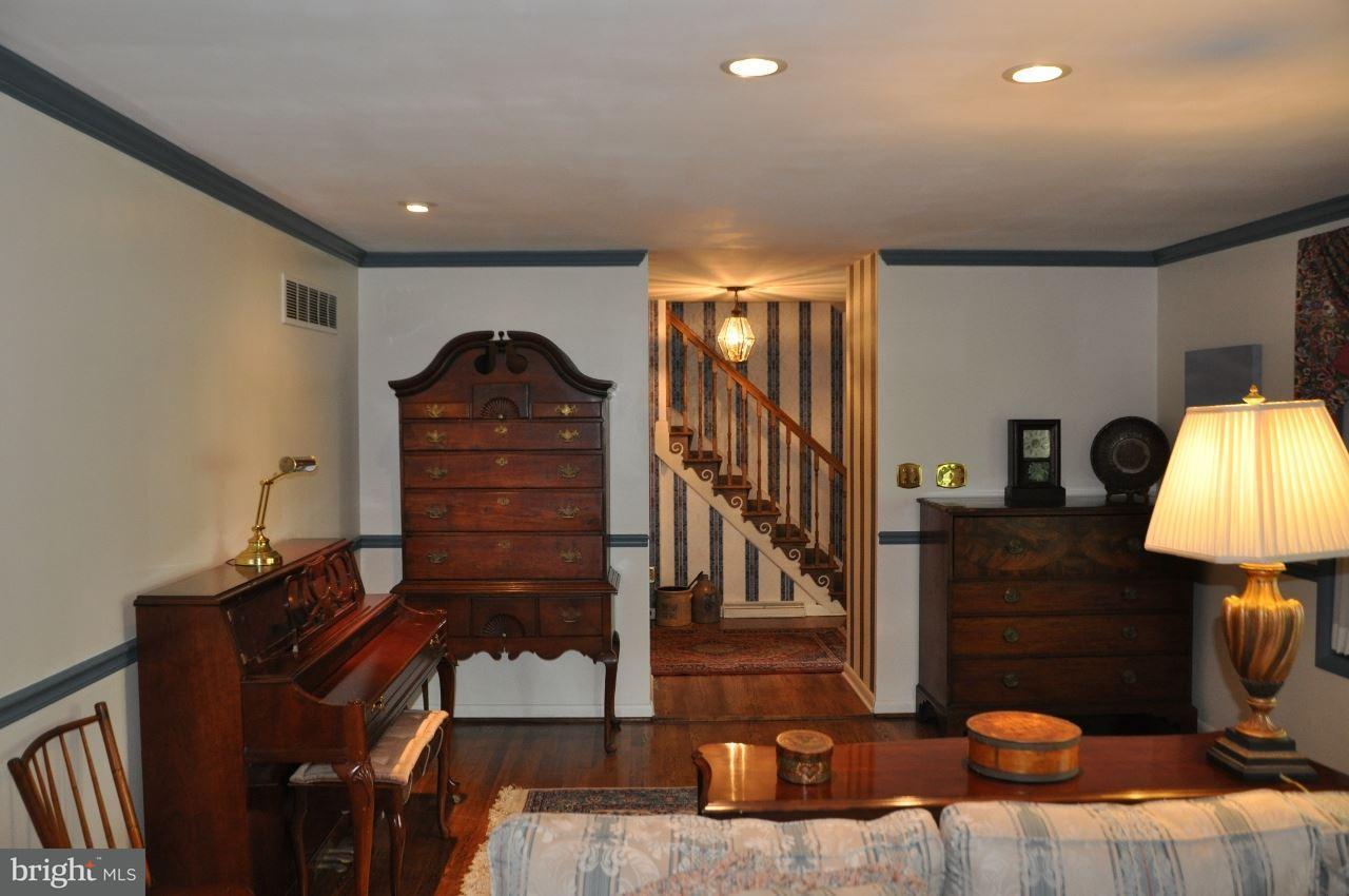 730 Pinehurst Road York, PA 17402 - Photo 4 of 27 Gallery Image 4