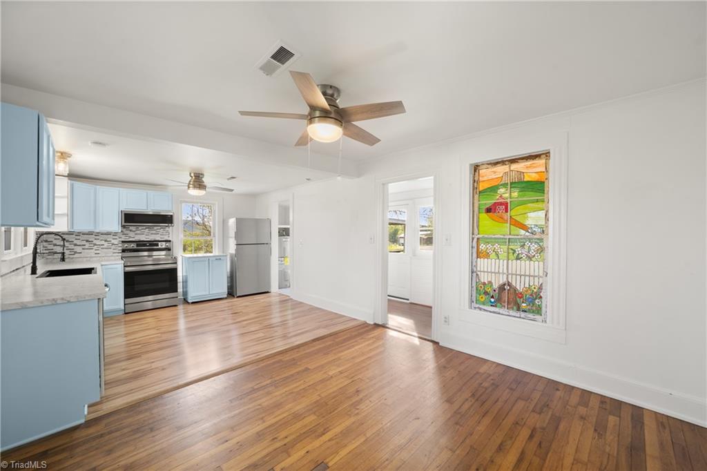 3054 North Old 52 Road Pinnacle, NC 27043 - Photo 3 of 41