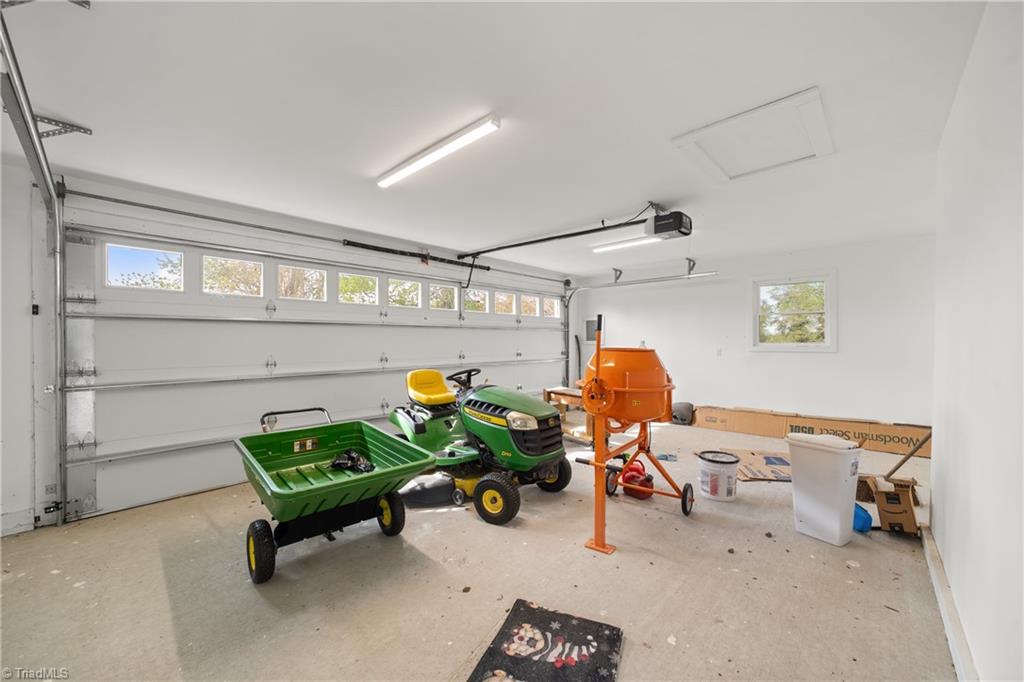 3054 North Old 52 Road Pinnacle, NC 27043 - Photo 34 of 41