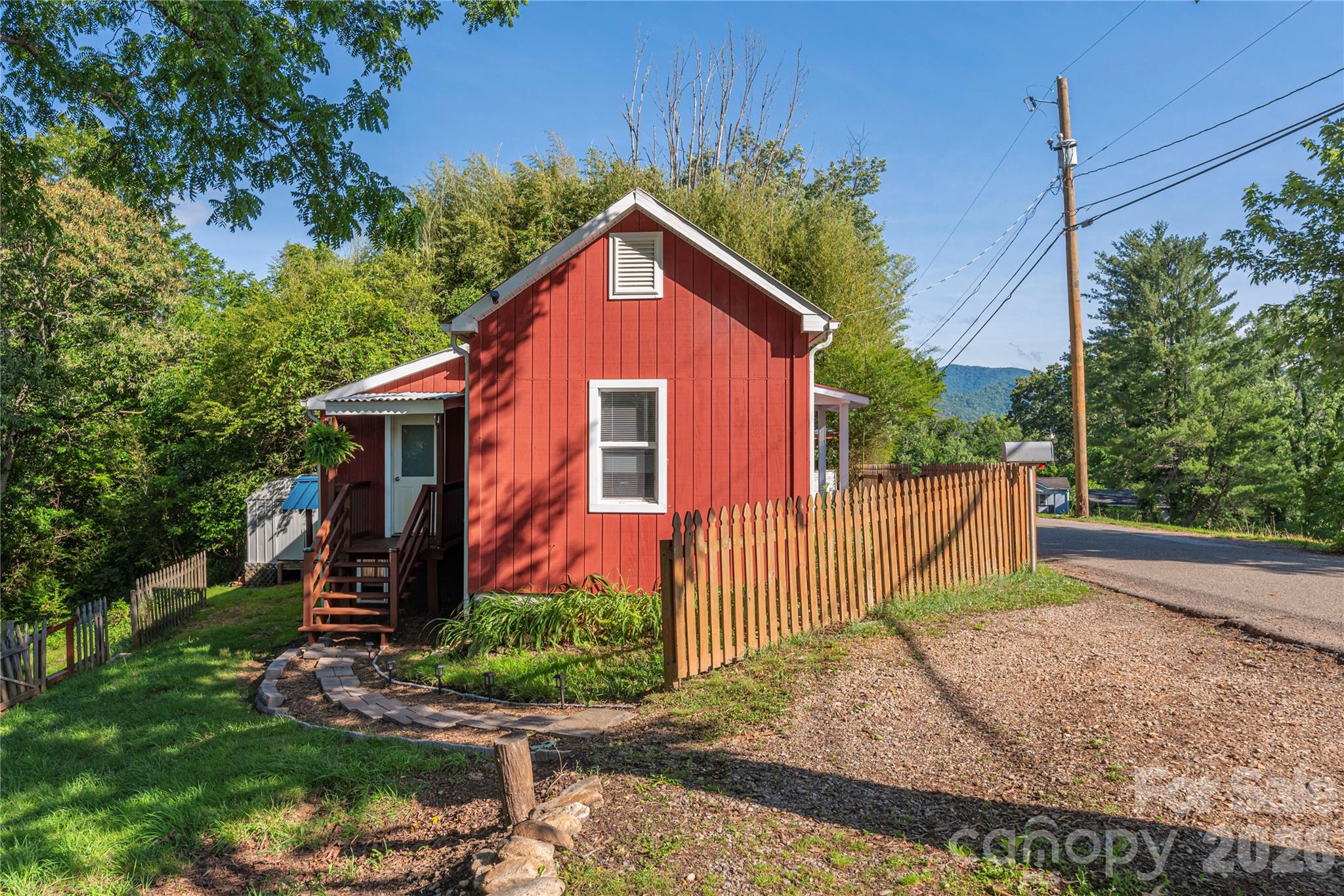 261 Star Ridge Road Canton, NC 28716 - Photo 18 of 23