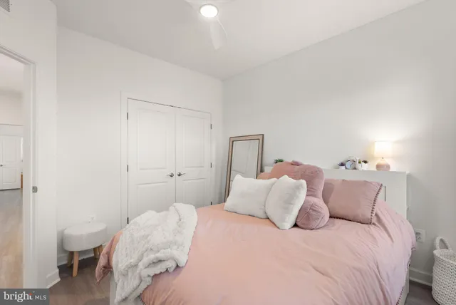 $939,000 | 4901 Longmire Way, Chantilly, VA 20151