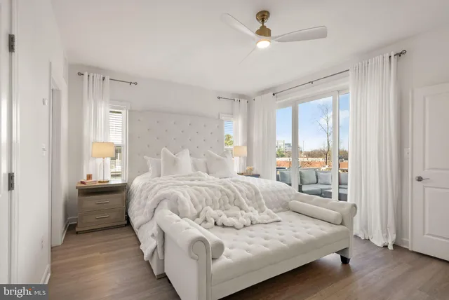 $939,000 | 4901 Longmire Way, Chantilly, VA 20151