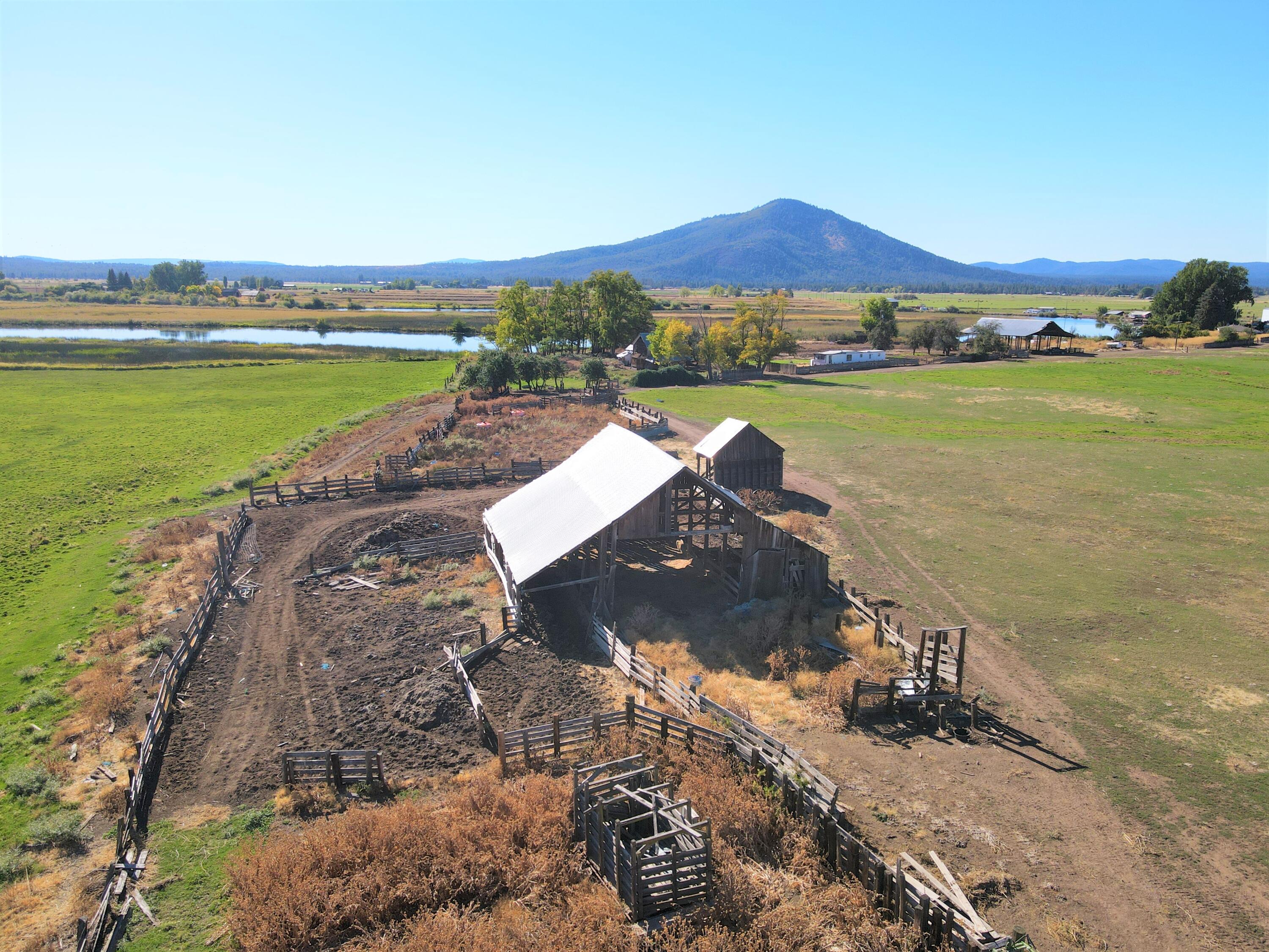 Lot 22 River Bank Road Fall River Mills, CA 96028 - Photo 13 of 27 Old barn