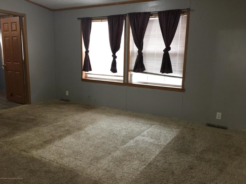 1267 West St Charles Road Ithaca, MI 48847 - Photo 21 of 32 1871613-20.JPG