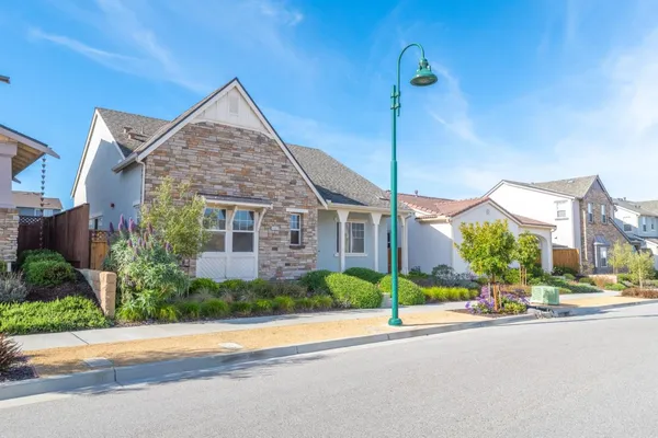 $1,275,000 | 482 Lassen Way, Marina, CA 93933