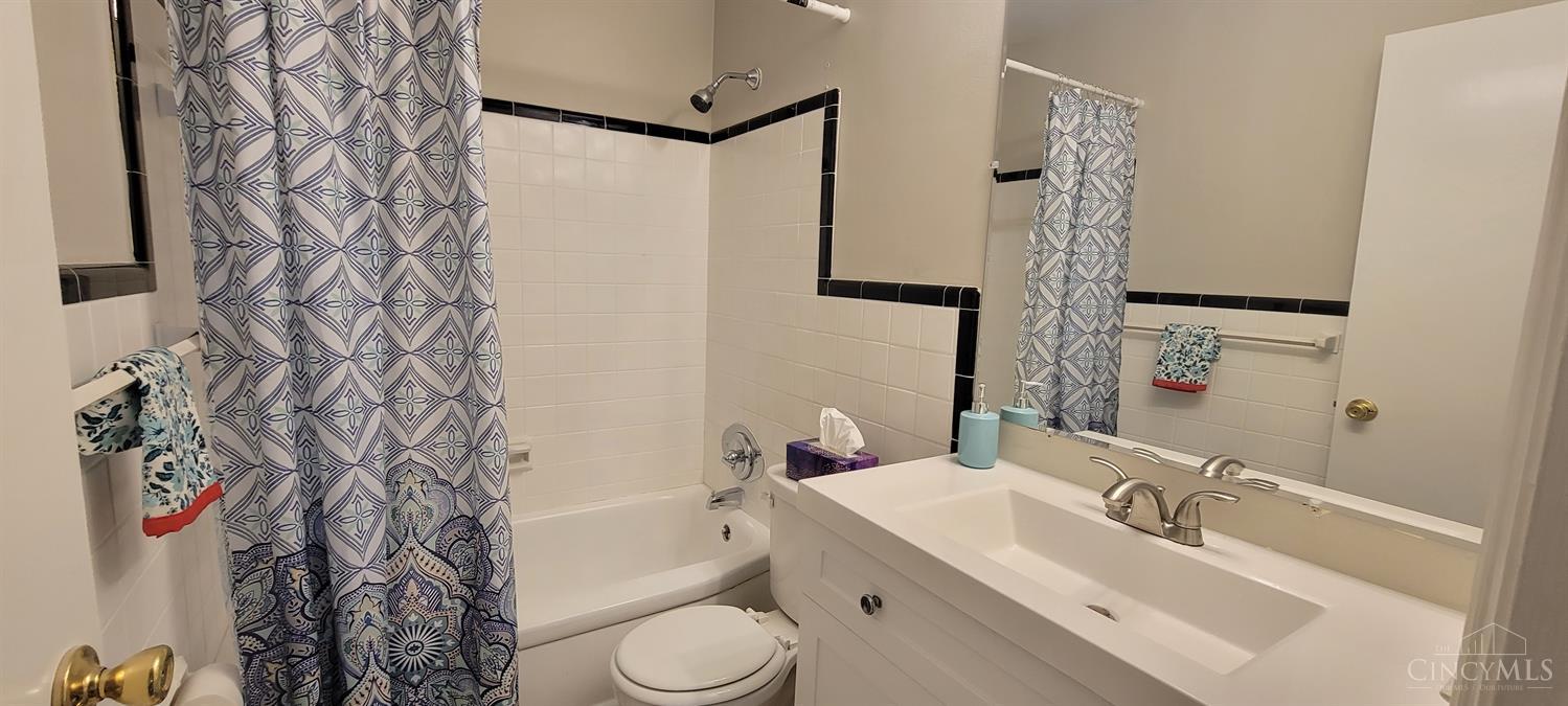 5424 Sidney Road Cincinnati, OH 45238 - Photo 12 of 23