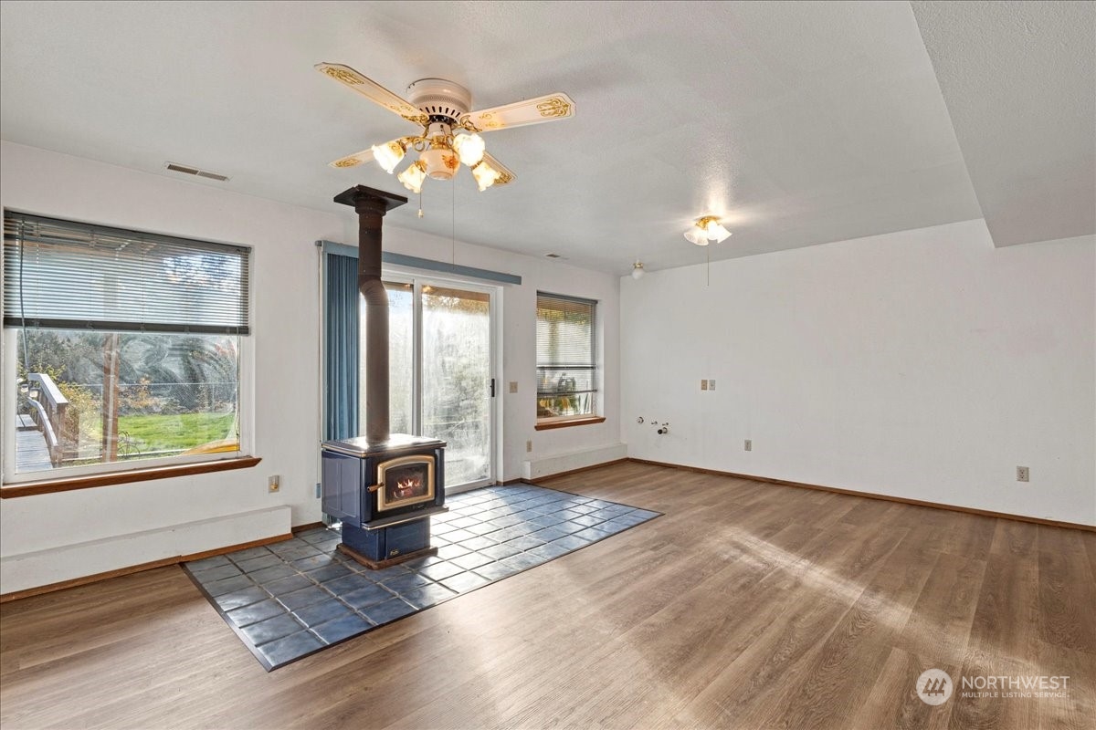 5064 Samish Way Bellingham, WA 98229 - Photo 20 of 38 Gallery Image 20