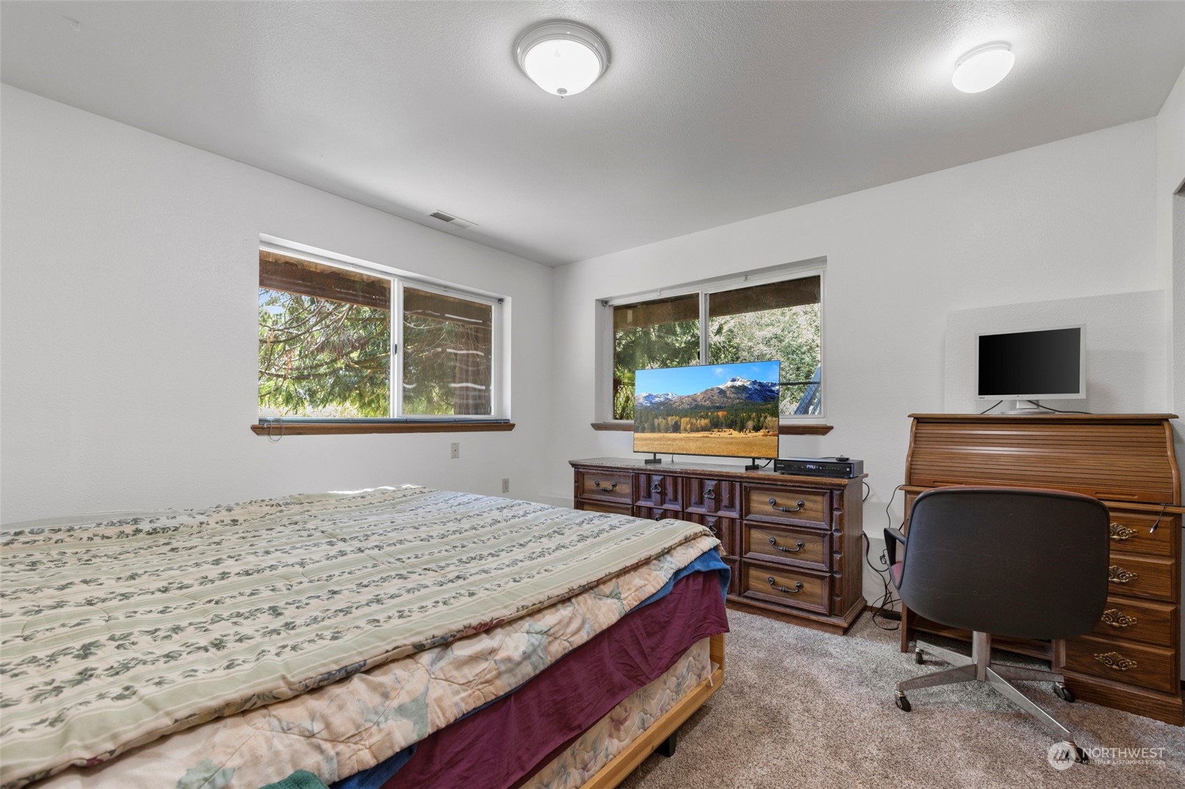 5064 Samish Way Bellingham, WA 98229 - Photo 27 of 38 Gallery Image 27