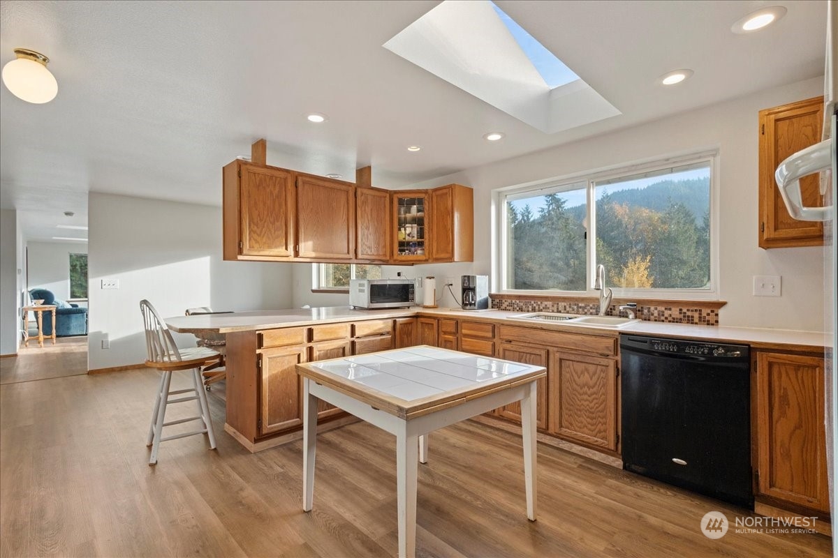 5064 Samish Way Bellingham, WA 98229 - Photo 6 of 38 Gallery Image 6