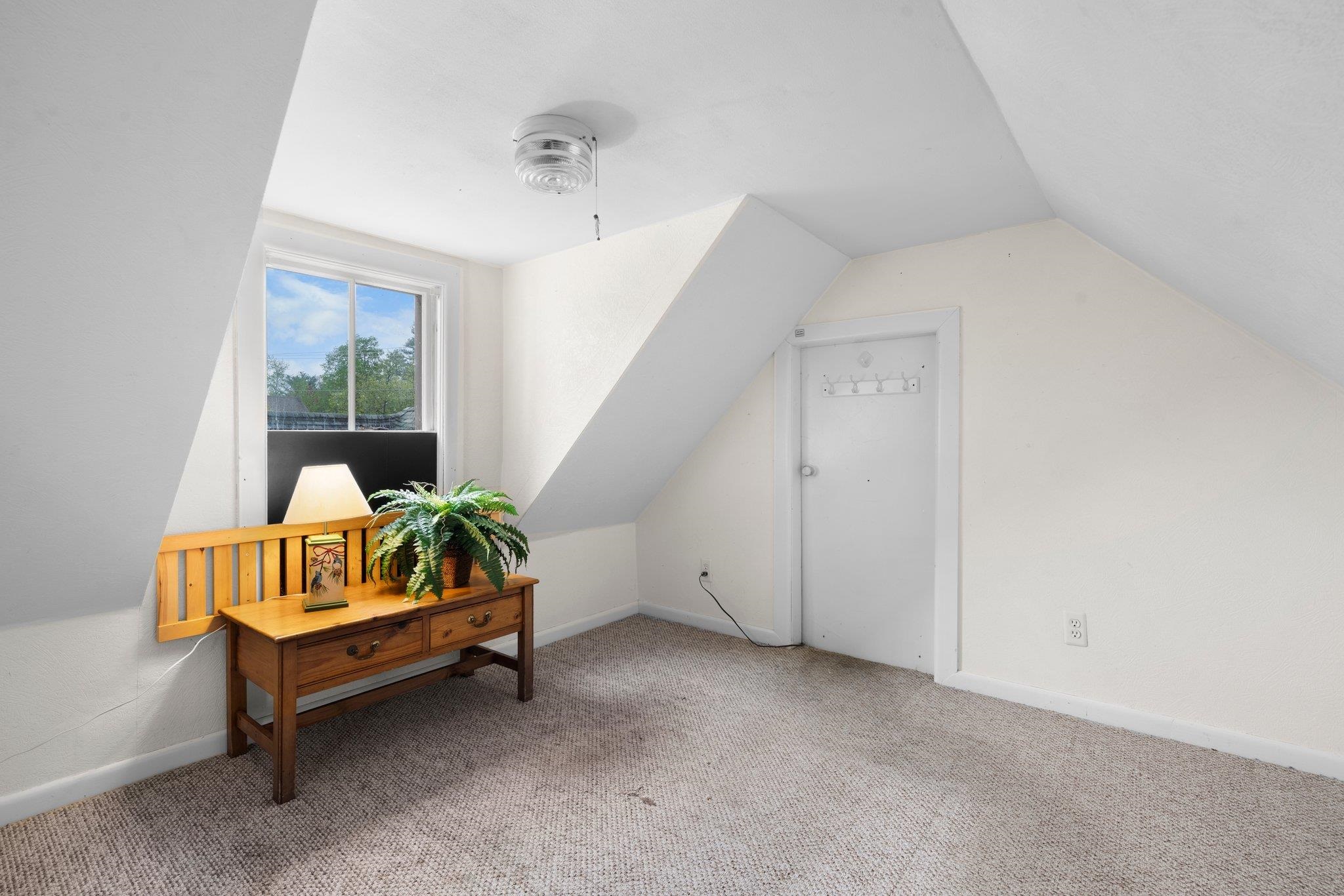 29 Brook Street Derry, NH 03038 - Photo 21 of 47