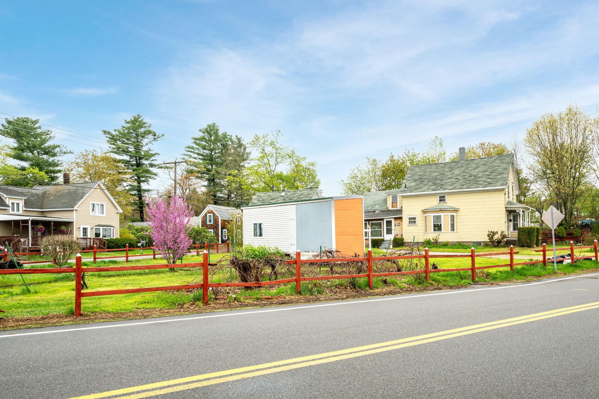 29 Brook Street Derry, NH 03038 - Photo 41 of 47