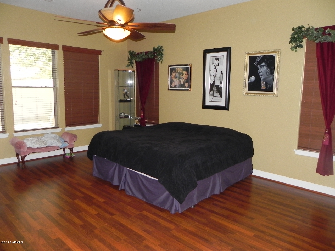 3041 East Weather Vane Road Gilbert, AZ 85296 - Photo 25 of 42 Master w/Separate Exit