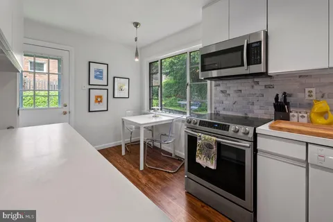 $685,000 | 501 Glen Arbor Drive, Wynnewood, PA 19096